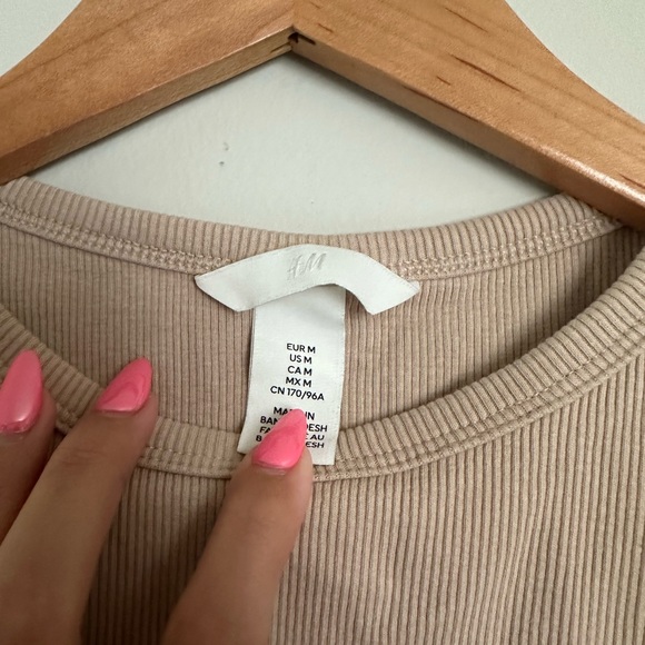 H&M Ribbed Tank - Picture 3 of 3